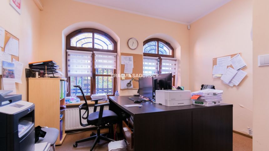 Atrakcyjny lokal w pobliżu Ronda Mogilskiego miniaturka 24