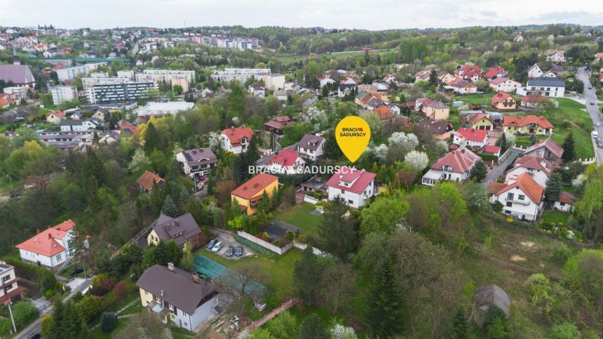 Atrakcyjny dom z działką 1760m2 w Bochni miniaturka 28