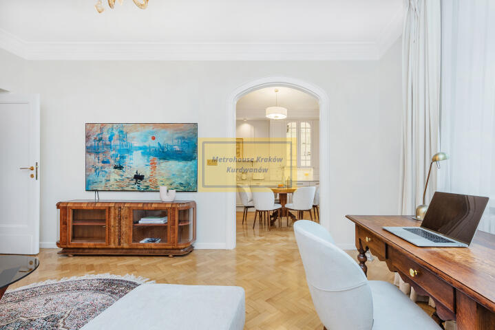 Wyjątkowy apartament w samym sercu Krakowa 141m2 miniaturka 2