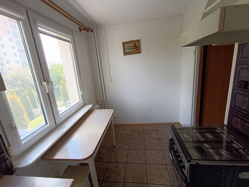 4 pokoje, widna kuchnia, ul. Romualda (os. KSM) miniaturka 12