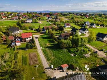 Działka budowlana 16a, podzielona, Rożnowa