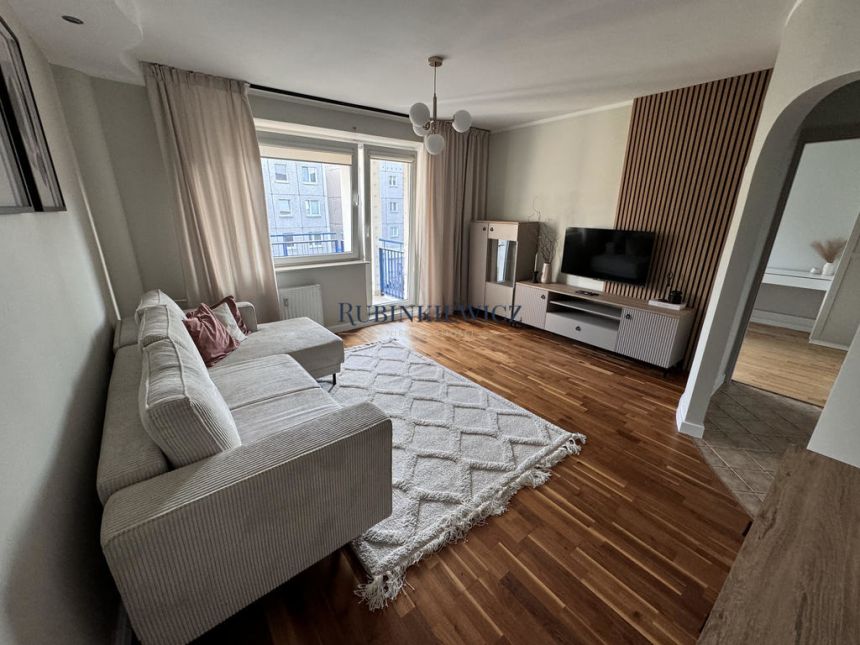 Surowieckiego53m2/4240,2pok, balkon, metro - zdjęcie 1