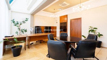 Biuro na wynajem/ 68m2
