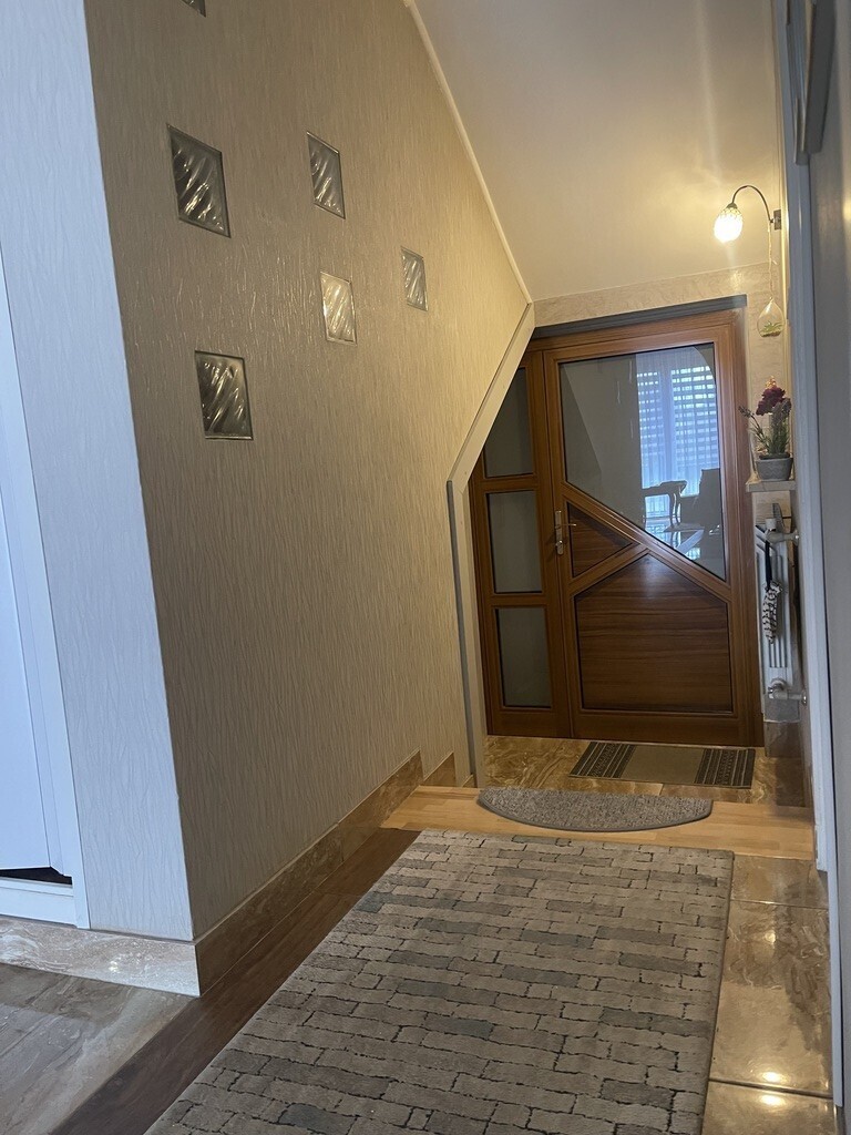 Dom o powierzchni 200 m² w Sierakowie miniaturka 3