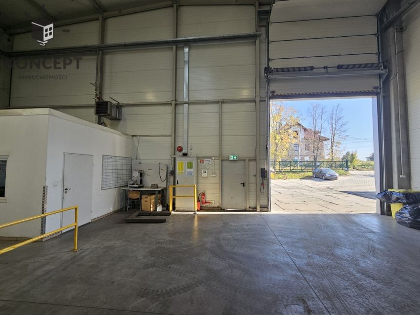 Hala produkcyjno –magazynowa + biura  2km od A1 miniaturka 5