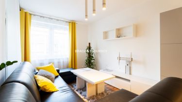 2 pokoje, balkon, Pilotów – nowoczesne i ciche