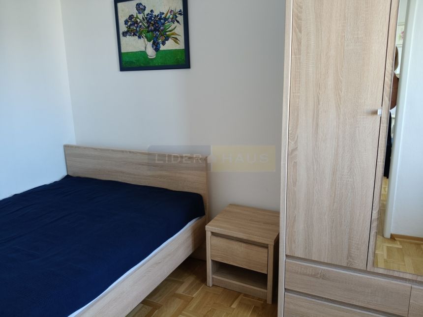 2 pokoje z garderobą po remoncie miniaturka 8