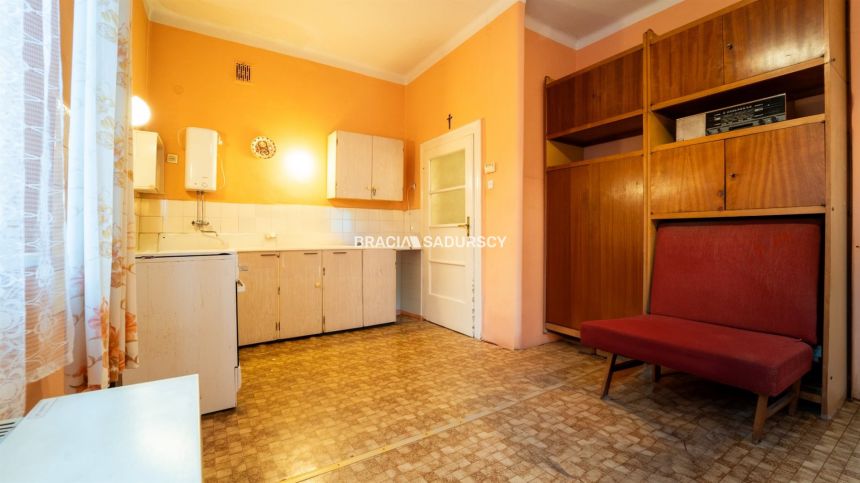 Grzegorzki 75m2 + garaż + ogródek + 38m2 piwnica miniaturka 30