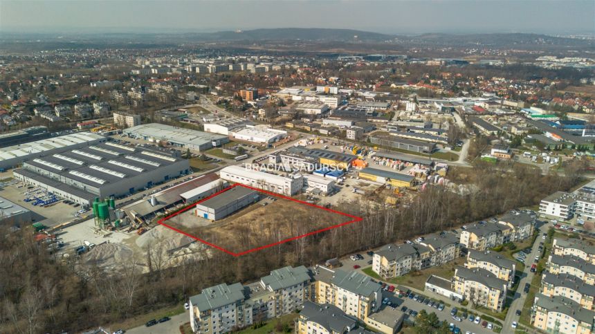 Kraków ul. Zawiła biurowiec z halą miniaturka 12
