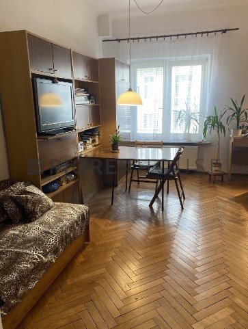 2 pokojowe mieszkanie  ul. Kaliska Ochocie miniaturka 2