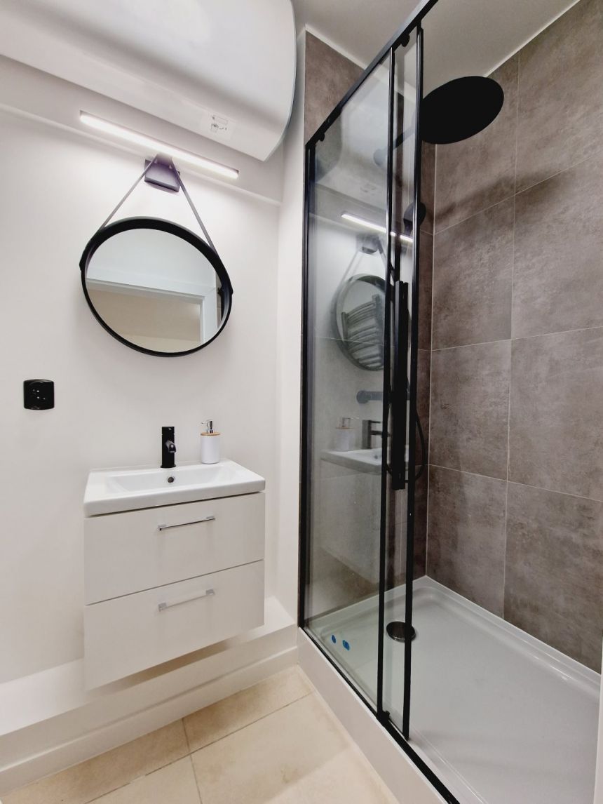 STUDIO - 20 M2 - NOWO WYKOŃCZONE - SUTERENA miniaturka 9
