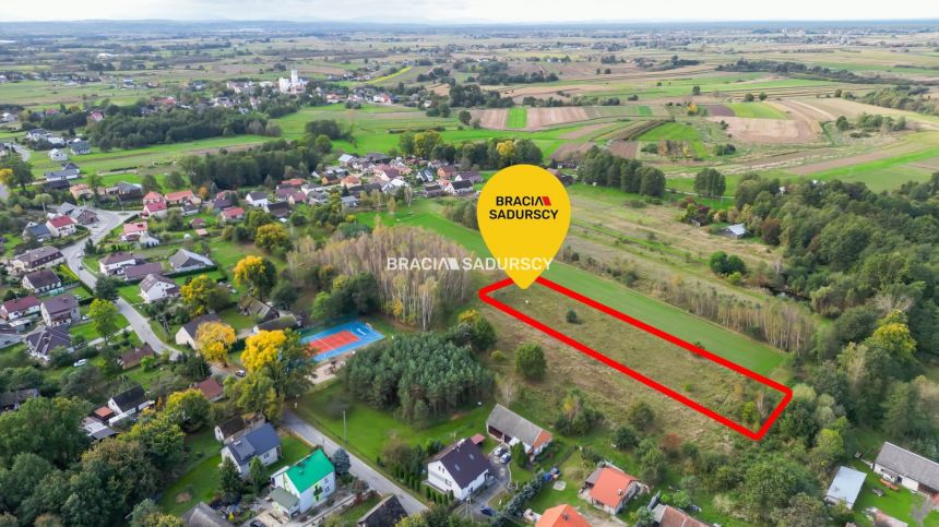 działkę budowlaną w Bratucicach miniaturka 2