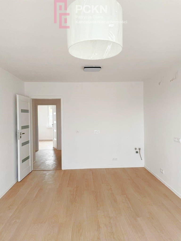 Wyremontowane 3 pokoje z balkonem, 48 m², Dambonia miniaturka 2