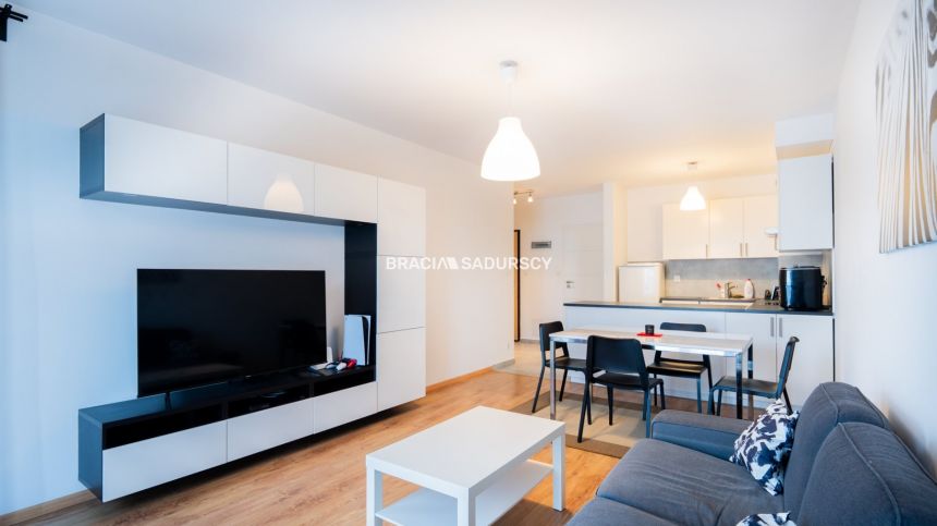Dworska- komfortowe 2 pokoje (pow.46m2) z balkonem miniaturka 10