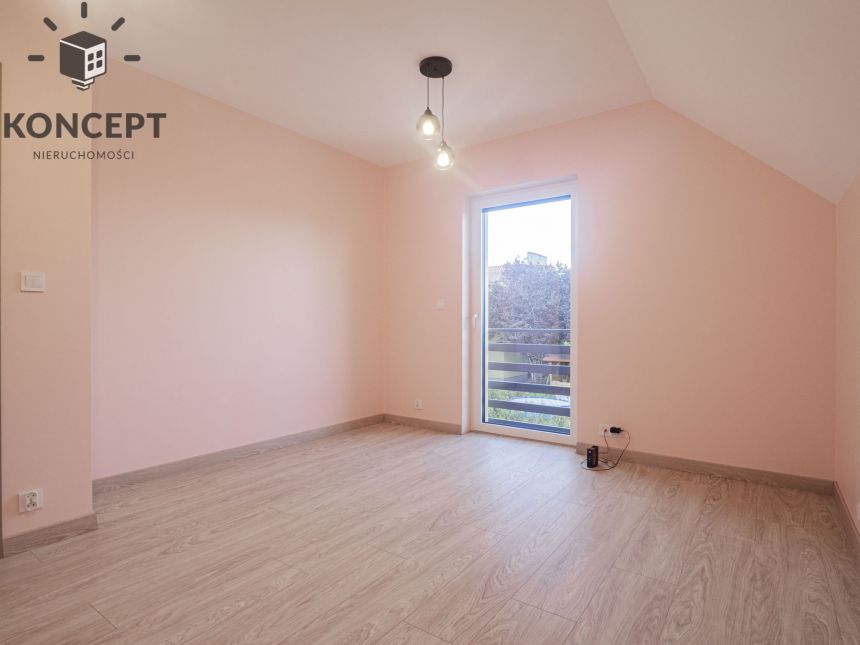 NOWY DOM WOLNOSTOJĄCY | DUŻY OGRÓD | 5 POKOI miniaturka 14