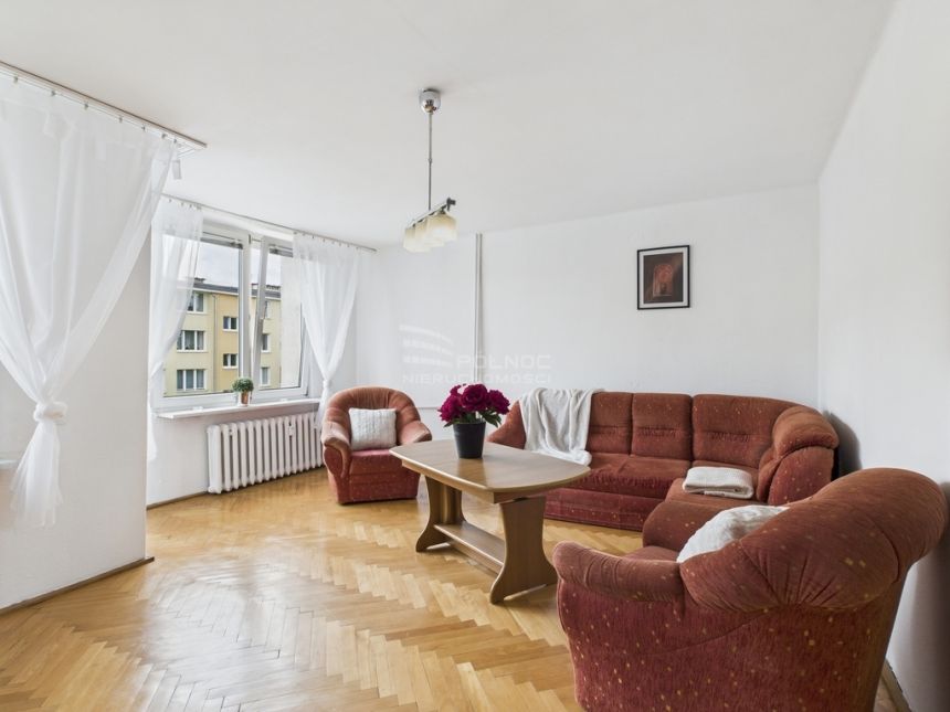 3 pokoje z oddzielną kuchnią i balkonem miniaturka 7