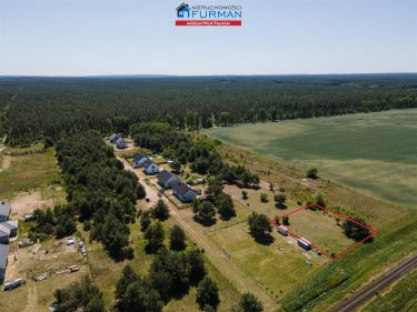 Skórka, 153 480 zł, 12.79 ar, studnia