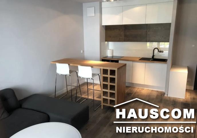 Apartamentz dużym tarasem w centrum! miniaturka 2