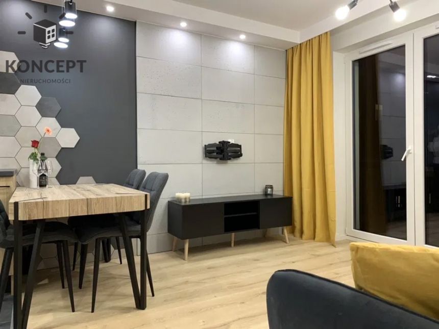 Luksusowy Apartament - 2 pok. | Balkon | AC | Nyska miniaturka 3