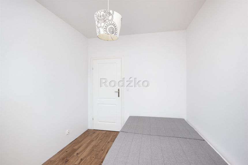 M-3 z miejscem postojowym. miniaturka 8