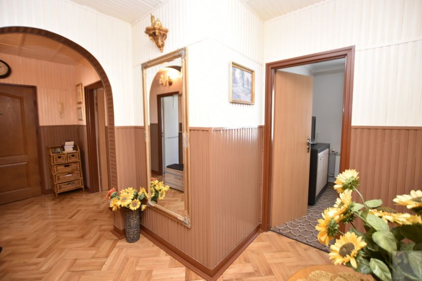 Eleganckie 3 pokojowe mieszkanie z balkonem miniaturka 11
