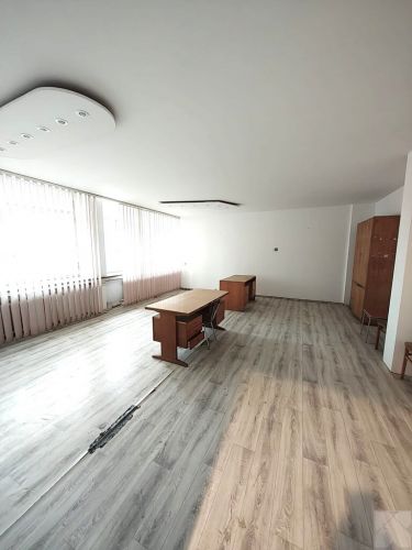Lokal Komercyjny Zakopiańska 77 m2