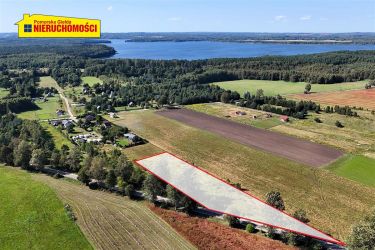 Działka letniskowa-budowlana nad jez. Wierzchowo.