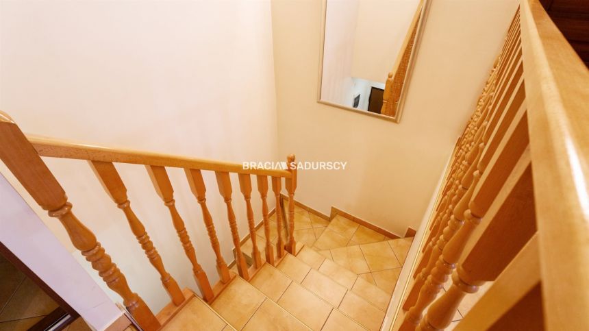 2pok z dużym balkonem i miejscem postojowym. miniaturka 19