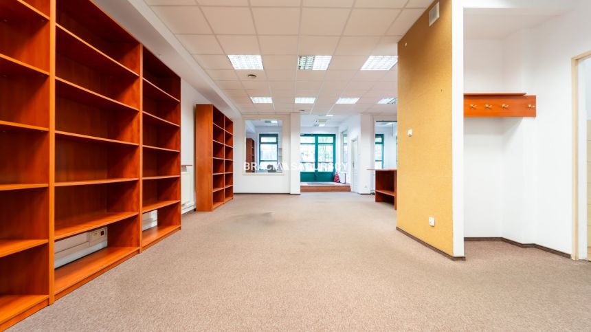 Lokal usługowy w centrum zabudowy mieszkaniowej! miniaturka 32