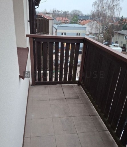 2-pokojowe mieszkanie z balkonem w Markach miniaturka 4