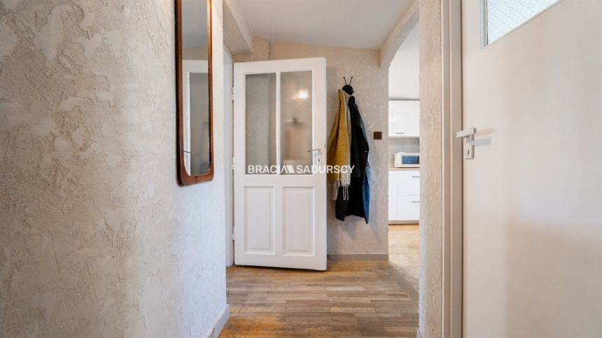 Kameralne mieszkanie 2 pokojowe w centrum miniaturka 7