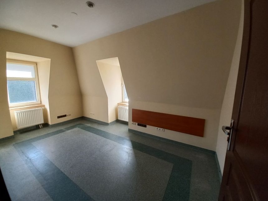 Lokal/biuro o pow.124,03 mkw Kudowa Zdrój ul. Zdrojowej 23 miniaturka 12
