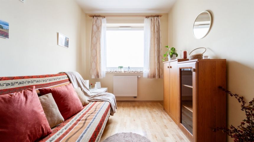 PRĄDNIK CZERWONY, 2 pokoje z dużym balkonem, winda miniaturka 7