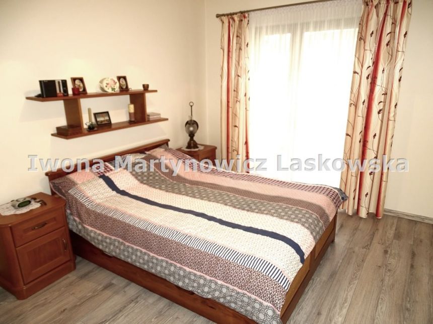 Gustowny apartament, parter, 3 pokoje,garaż, Obora miniaturka 8