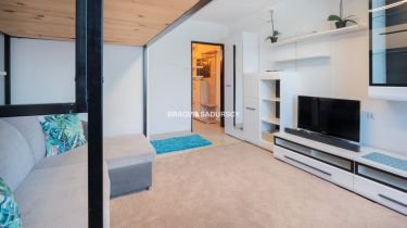 Kawalerka umeblowana 24,6 m2/Azory