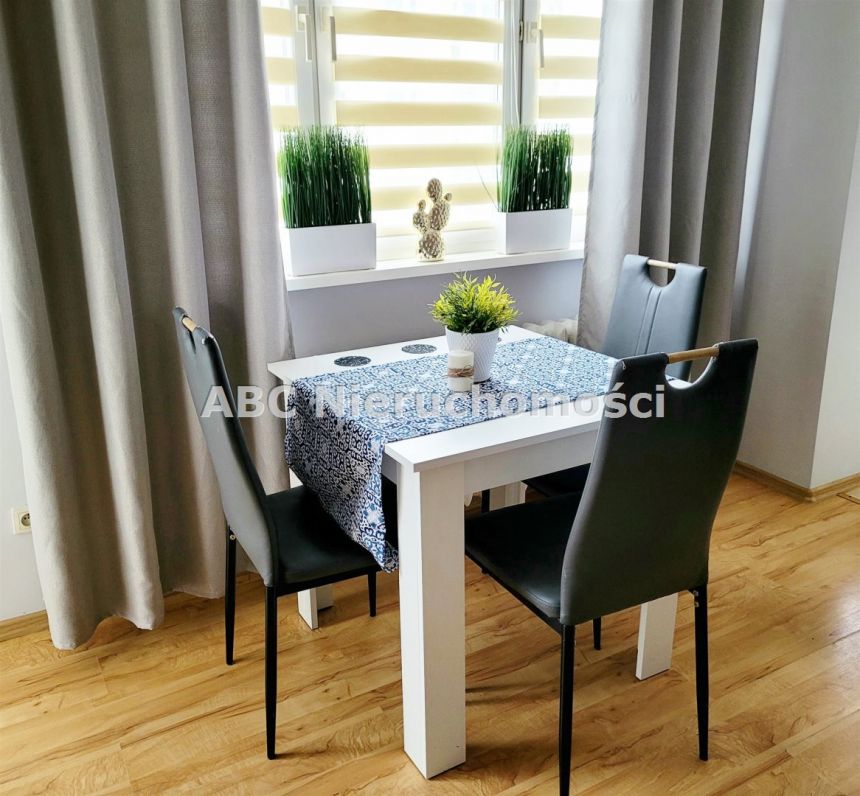 Piła Śródmieście, 1 400 zł, 37.9 m2, w bloku miniaturka 5