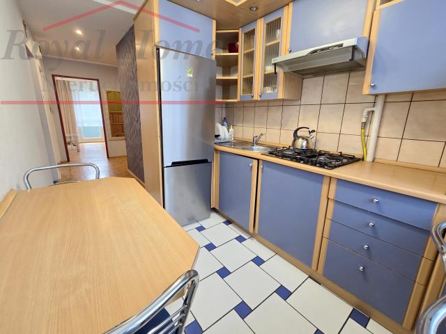 Przestronne, w pełnym rozkładzie 3 pok z balkonem. miniaturka 8