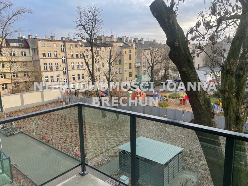 ok Galerii Dominikańskiej miniaturka 2