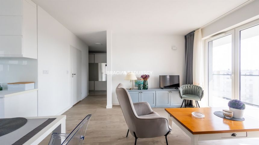 Al. 29 listopada | 2 pok. | duży balkon | nowe miniaturka 10