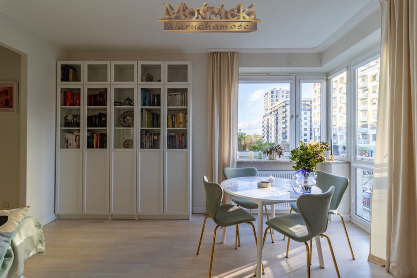 Piękne, dwupokojowe mieszkanie blisko metra miniaturka 2