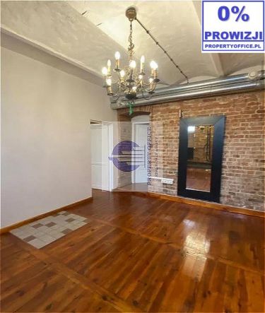 Praga Północ: biuro/usługi 25 m2 w przyziemiu