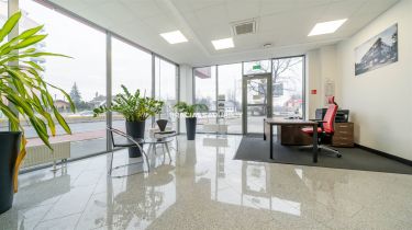 Lokal parterowy o powierzchni 65,51 m², Zakrzówek
