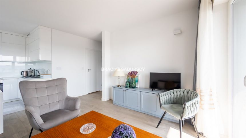 Al. 29 listopada | 2 pok. | duży balkon | nowe miniaturka 9