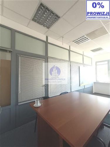 Włochy: biuro 21,90 m2
