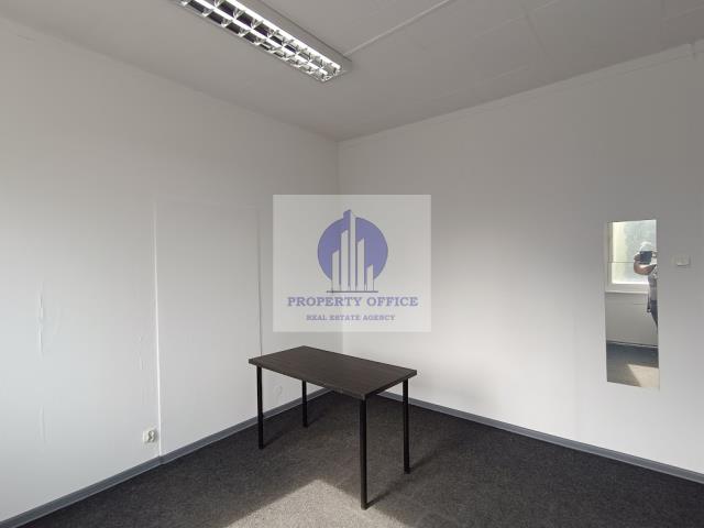 Praga Południe: biuro 22,90m2 miniaturka 2