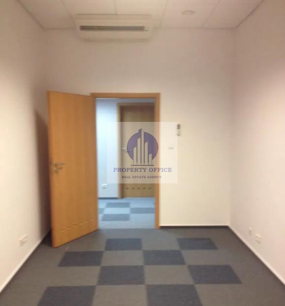 Włochy: biuro 72,60 m2 miniaturka 2