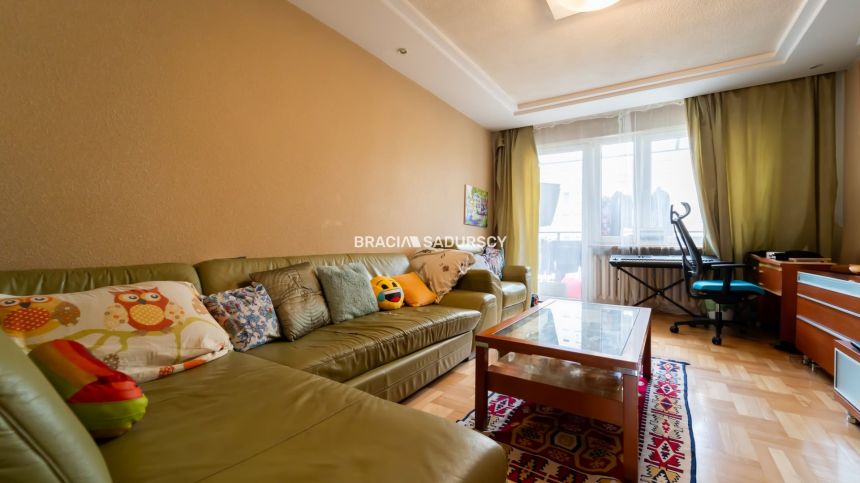 73 m², 3 pokoje, balkon, świetna lokalizacja! miniaturka 7