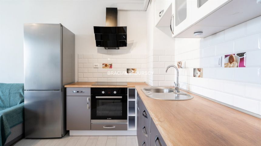 Komfortowy apartament 3 pok. z parkingiem gratis miniaturka 15