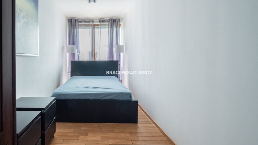 Jedna sypialnia z balkonem obok Hali Targowej miniaturka 11