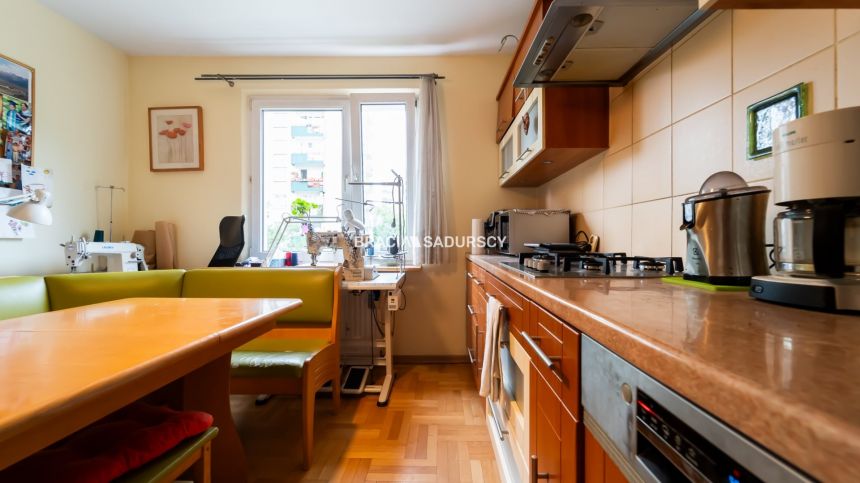 73 m², 3 pokoje, balkon, świetna lokalizacja! miniaturka 6